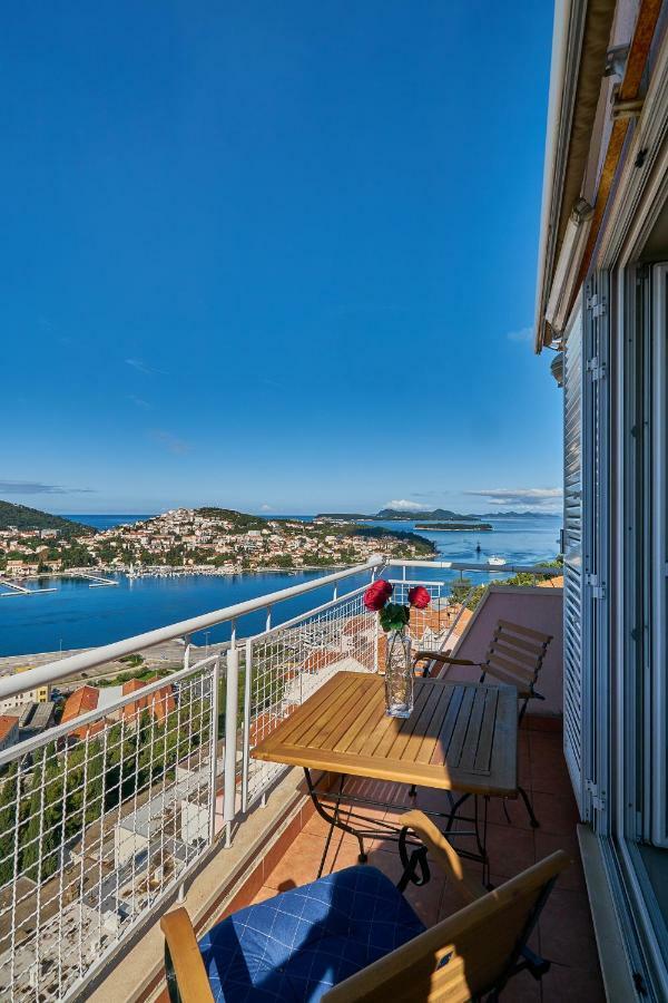 Lucy'S View Apartment Dubrovnik Ngoại thất bức ảnh